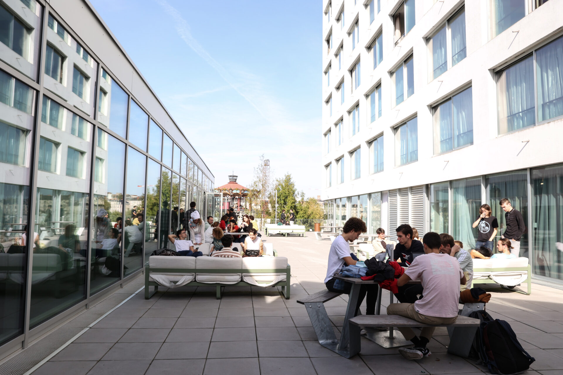 ESMA Nantes students gathered in the outdoor areas of the campus