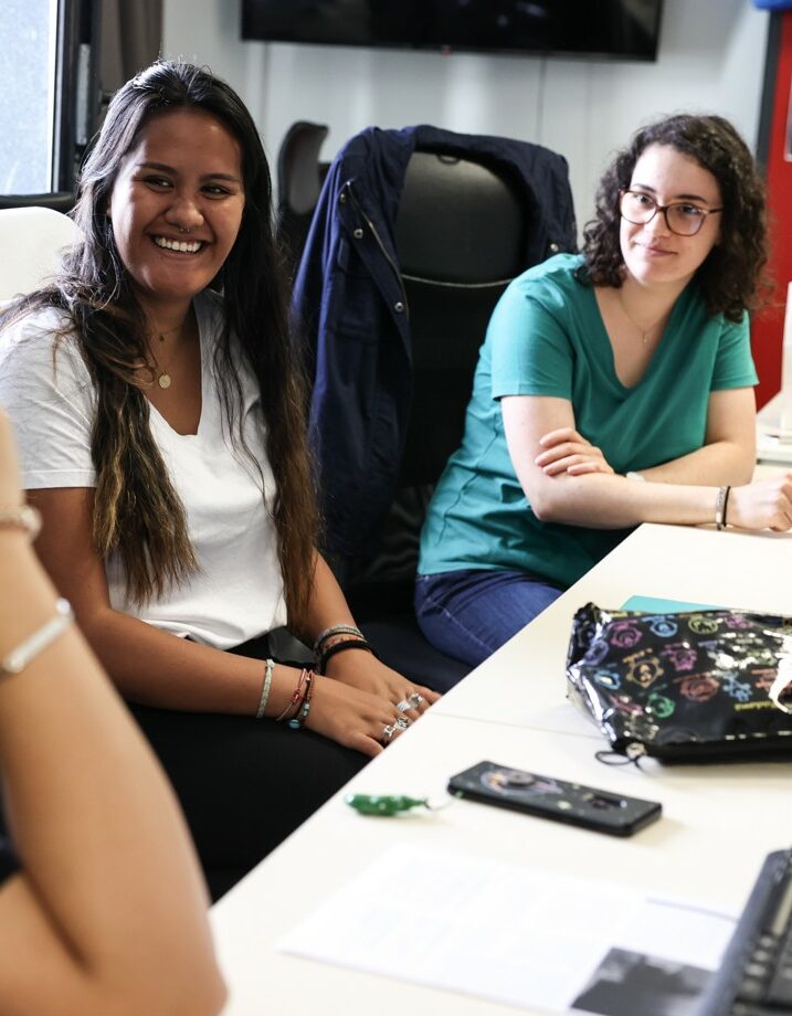 ESMA 3D students in discussion during a course in Toulouse